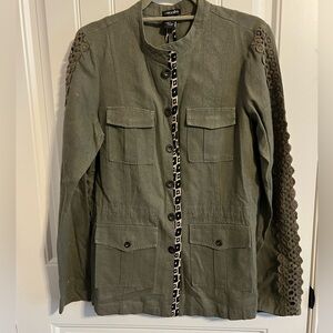 #3093. Sloosh Linen Blend Army Green Jacket w/ Lace Sleeve Detail. Size XL